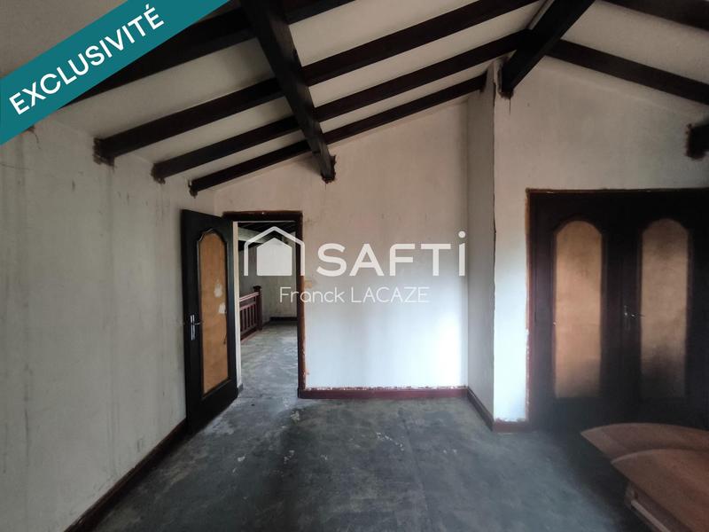 Maison - 168 m² - 8 pièces