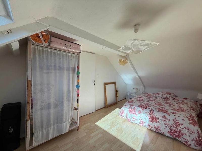 Maison en pierre - 205 m² - 8 pièces