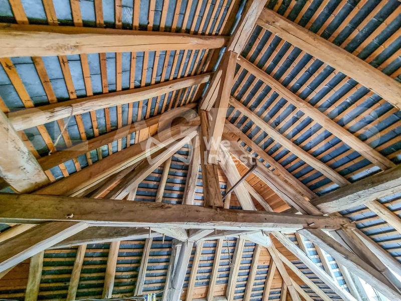 Maison - 245 m² - 7 pièces