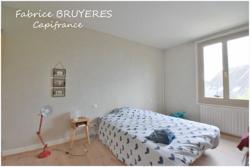 Maison - 230 m² - 5 pièces
