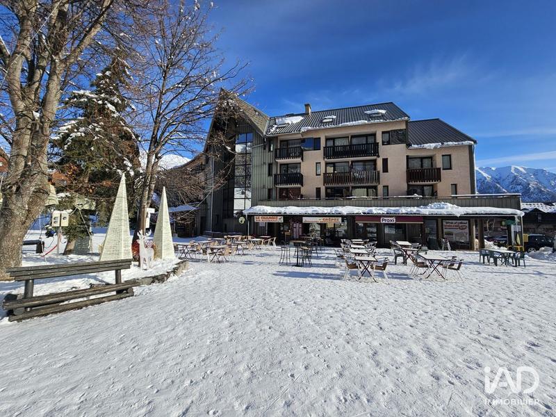 Local commercial - 190 m²