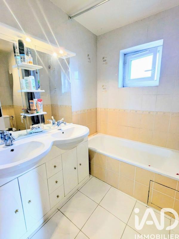 Appartement - 84 m² - 3 pièces