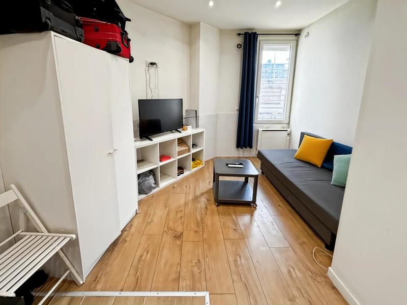 Studio - 17 m² - 2 pièces