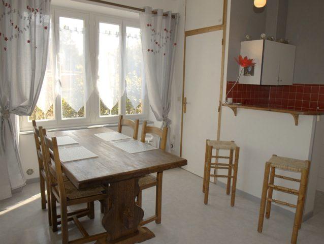 Maison ancienne - 199 m² - 10 pièces