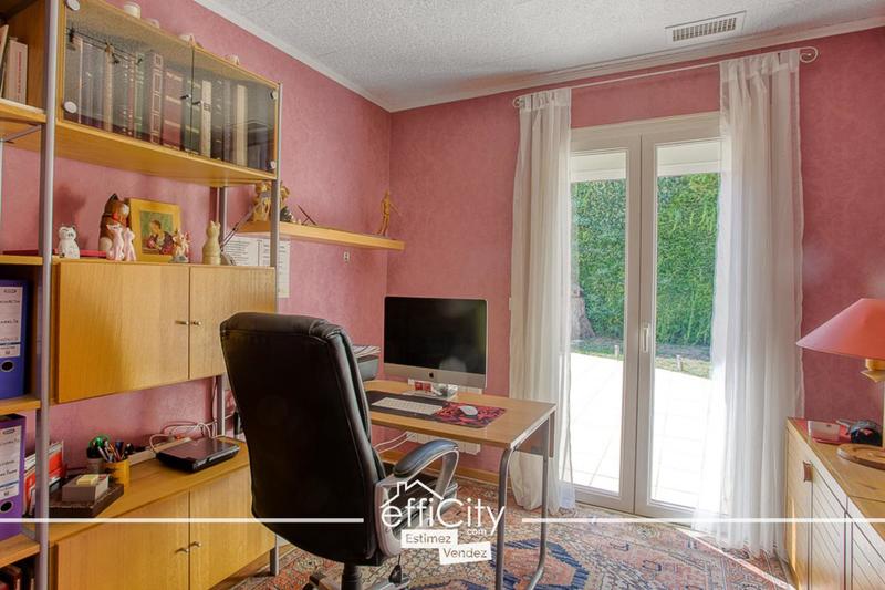 Maison - 108 m² - 6 pièces