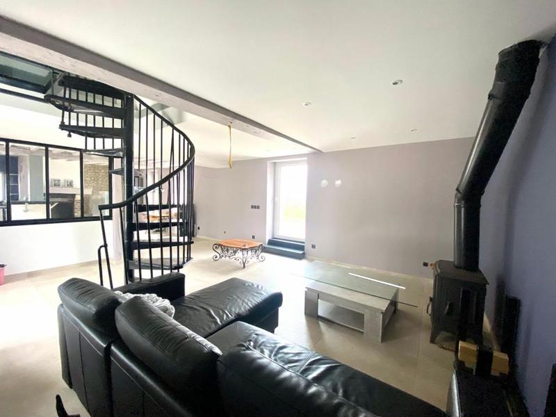 Maison - 114 m² - 5 pièces