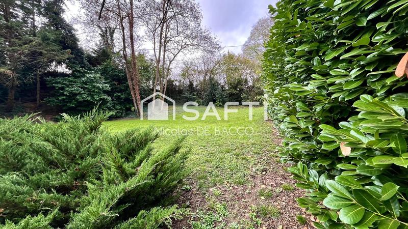 Maison - 296 m² - 9 pièces