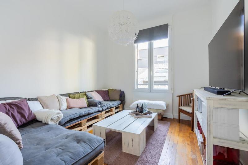 Maison - 259 m² - 10 pièces