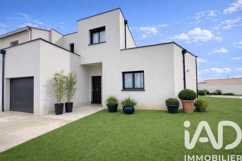Maison - 140 m² - 5 pièces