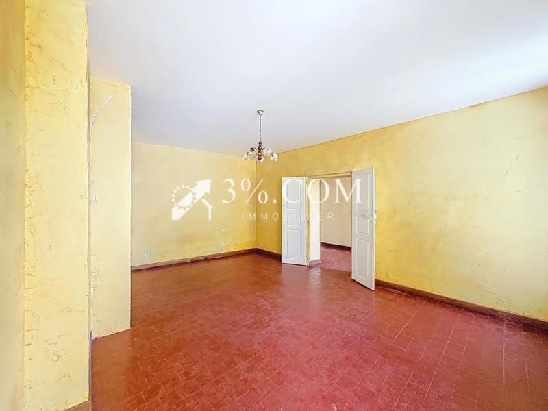 Maison - 232 m² - 8 pièces