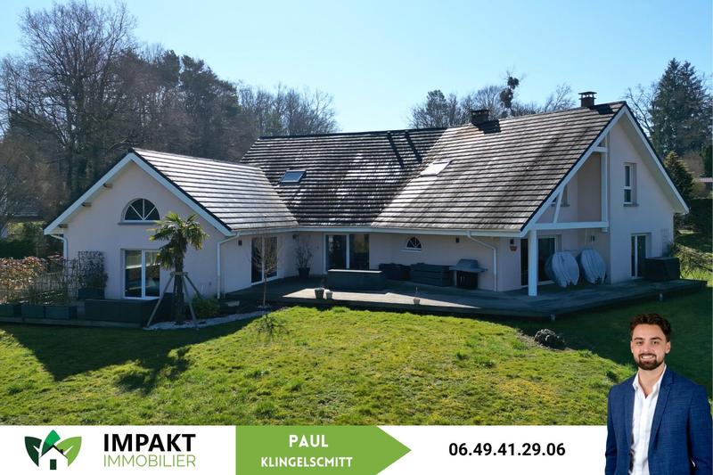 Maison contemporaine - 312 m² - 10 pièces