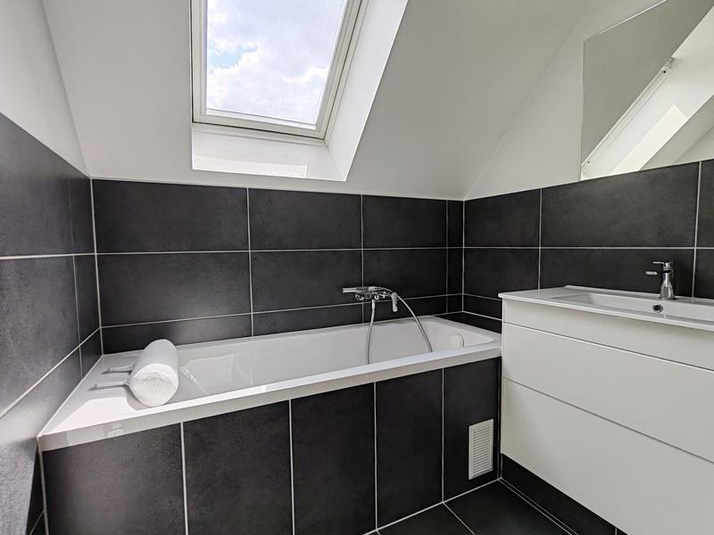 Maison - 141 m² - 7 pièces