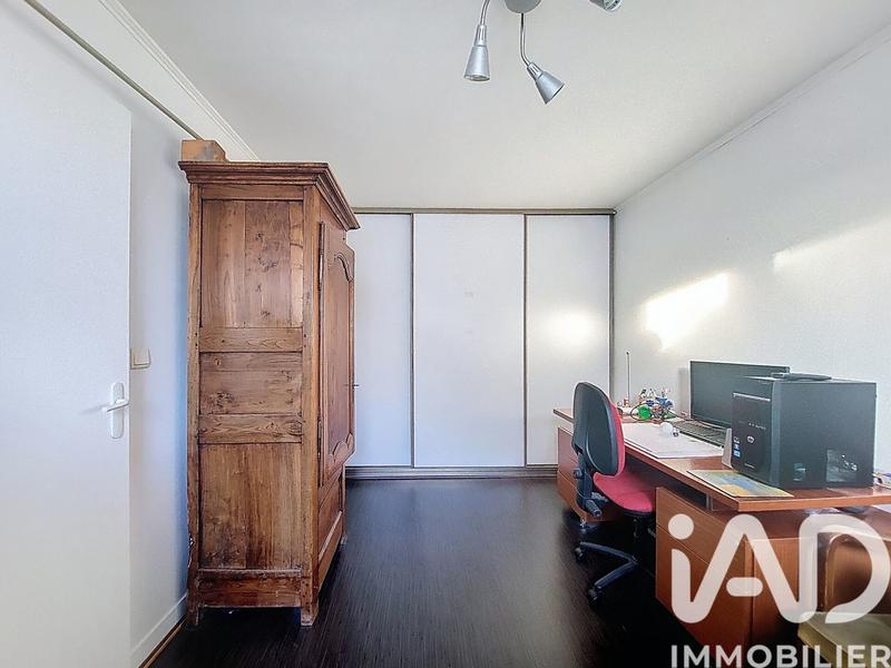 Maison - 98 m² - 5 pièces