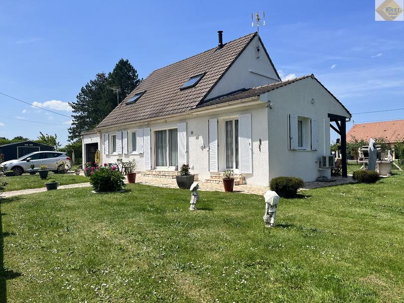 Maison - 121 m² - 8 pièces