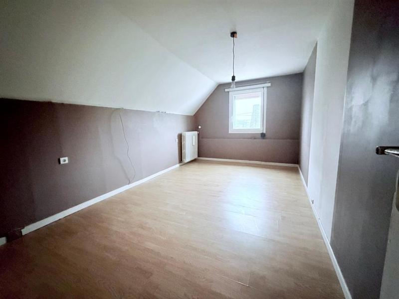 Maison - 216 m² - 4 pièces