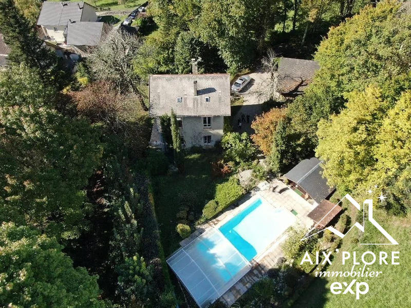 Maison - 136 m² - 5 pièces