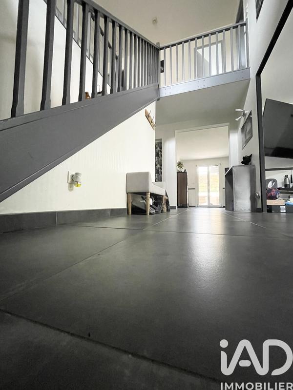 Maison - 182 m² - 7 pièces