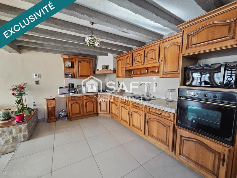 Maison - 230 m² - 5 pièces