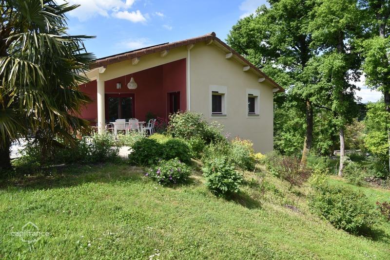 Maison - 182 m² - 7 pièces