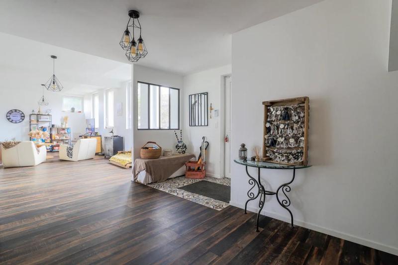 Maison - 227 m² - 5 pièces