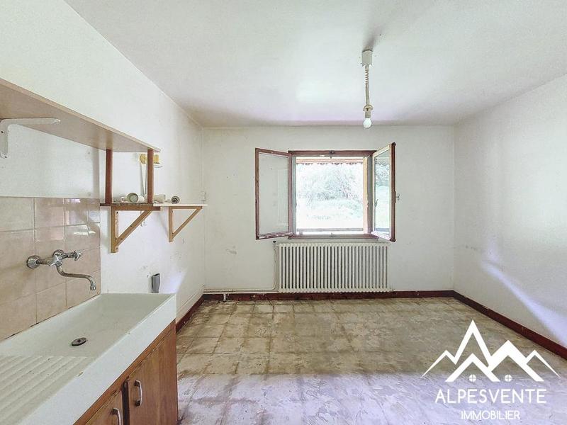 Maison - 330 m² - 14 pièces