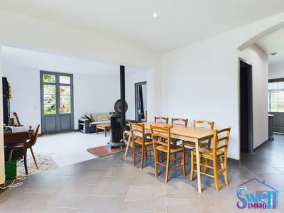 Maison - 170 m² - 8 pièces