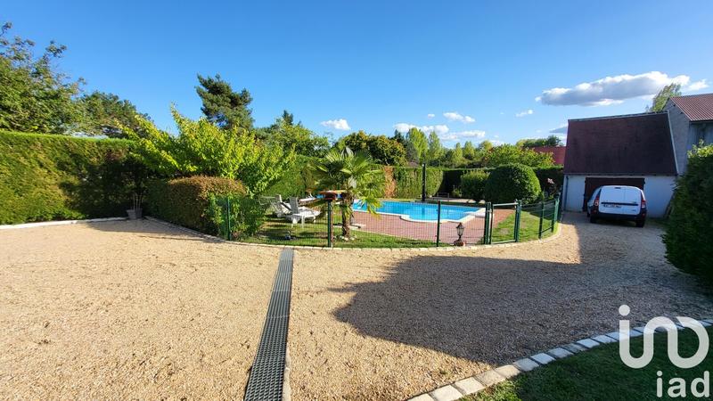 Maison - 140 m² - 5 pièces