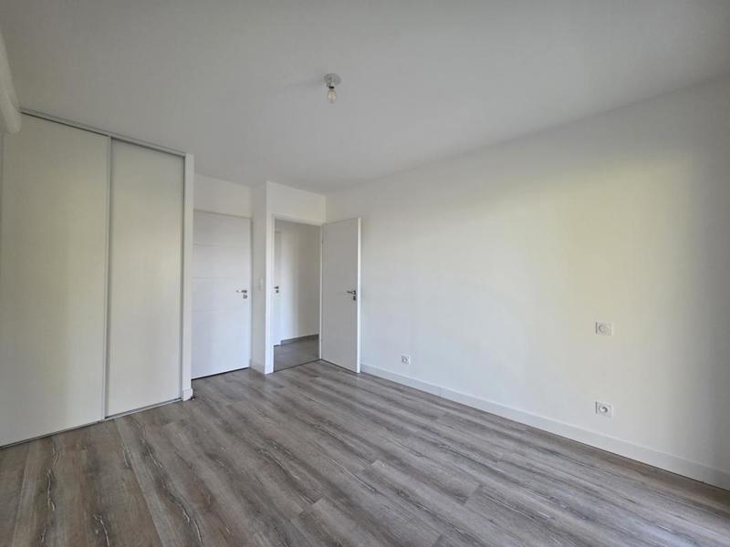 Appartement - 95 m² - 4 pièces