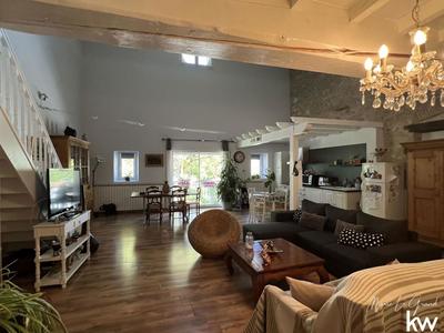 Maison - 175 m² - 6 pièces