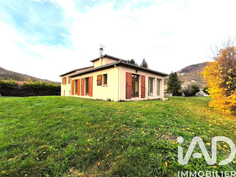 Maison - 150 m² - 7 pièces