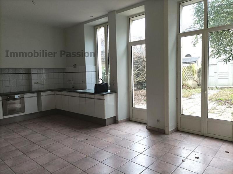 Maison ancienne - 318 m² - 15 pièces