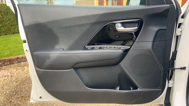 Kia Niro 1.6 GDi 141 Plug in Hybrid Dct6 Design