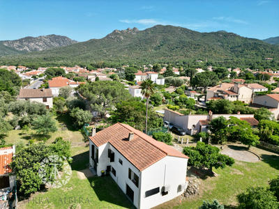 Villa - 130 m² - 5 pièces