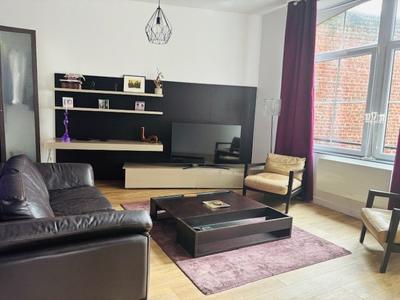Appartement - 96 m² - 4 pièces