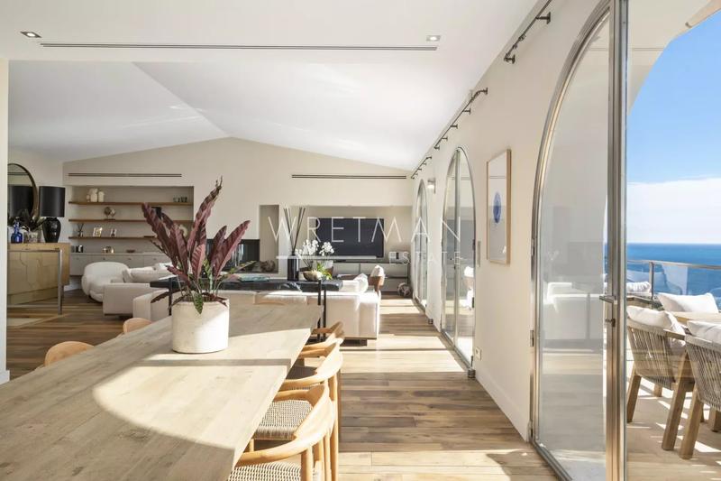 Villa - 291 m² - 7 pièces