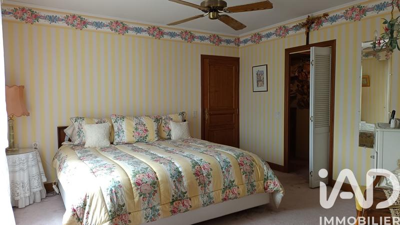 Maison - 255 m² - 6 pièces