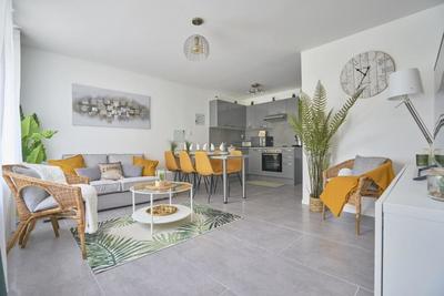 Maison - 96 m² - 6 pièces