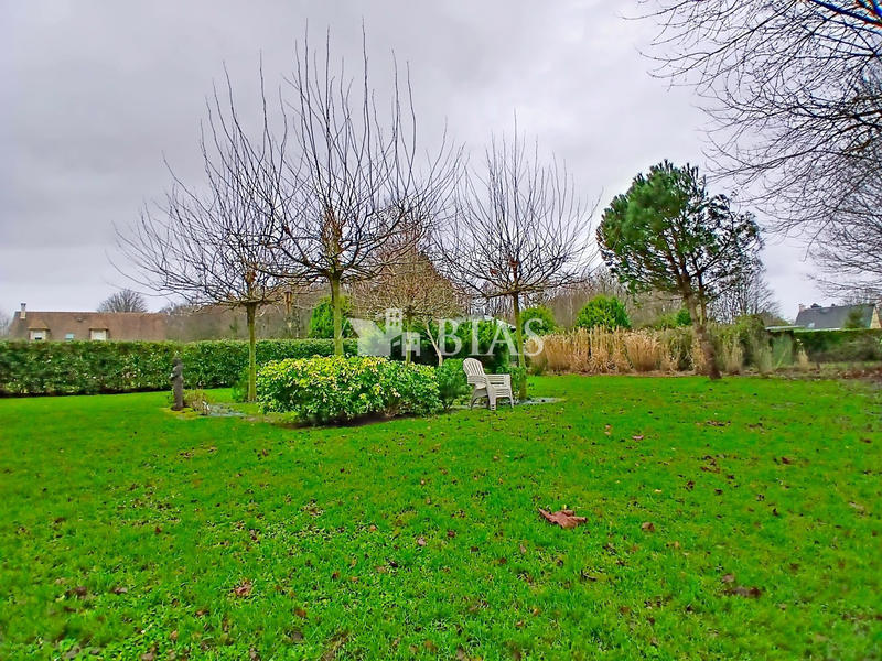 Maison contemporaine - 197 m² - 7 pièces