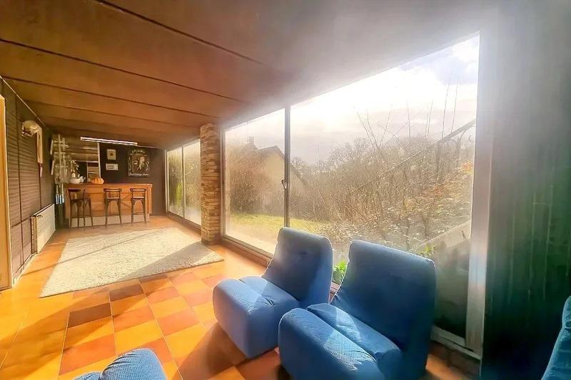 Maison - 177 m² - 7 pièces