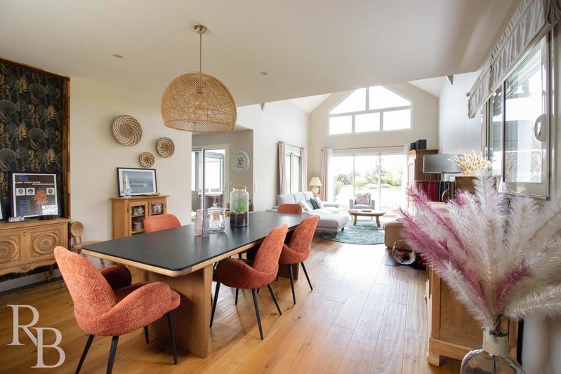 Maison - 156 m² - 4 pièces