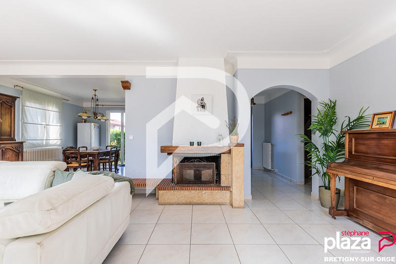 Maison - 188 m² - 9 pièces