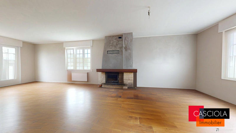 Maison - 145 m² - 5 pièces