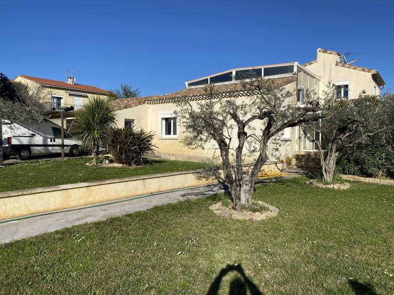 Maison - 170 m² - 5 pièces