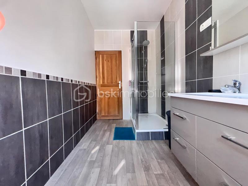 Maison de ville - 93 m² - 5 pièces