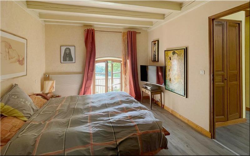 Corps de ferme - 161 m² - 8 pièces