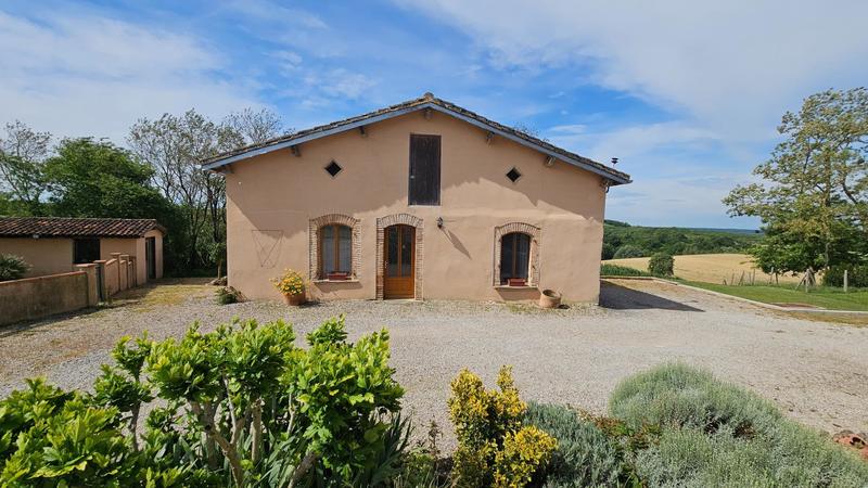 Maison - 330 m² - 9 pièces