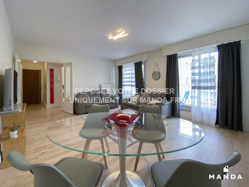 Chambre - 10 m² - 4 pièces