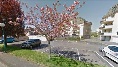 Parking / Garage - 12 m²