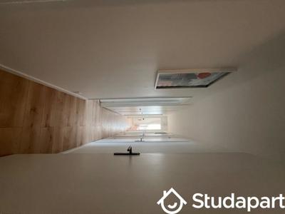 Chambre - 9 m² - 1 pièce