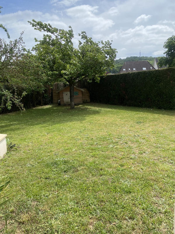 Maison - 180 m² - 7 pièces